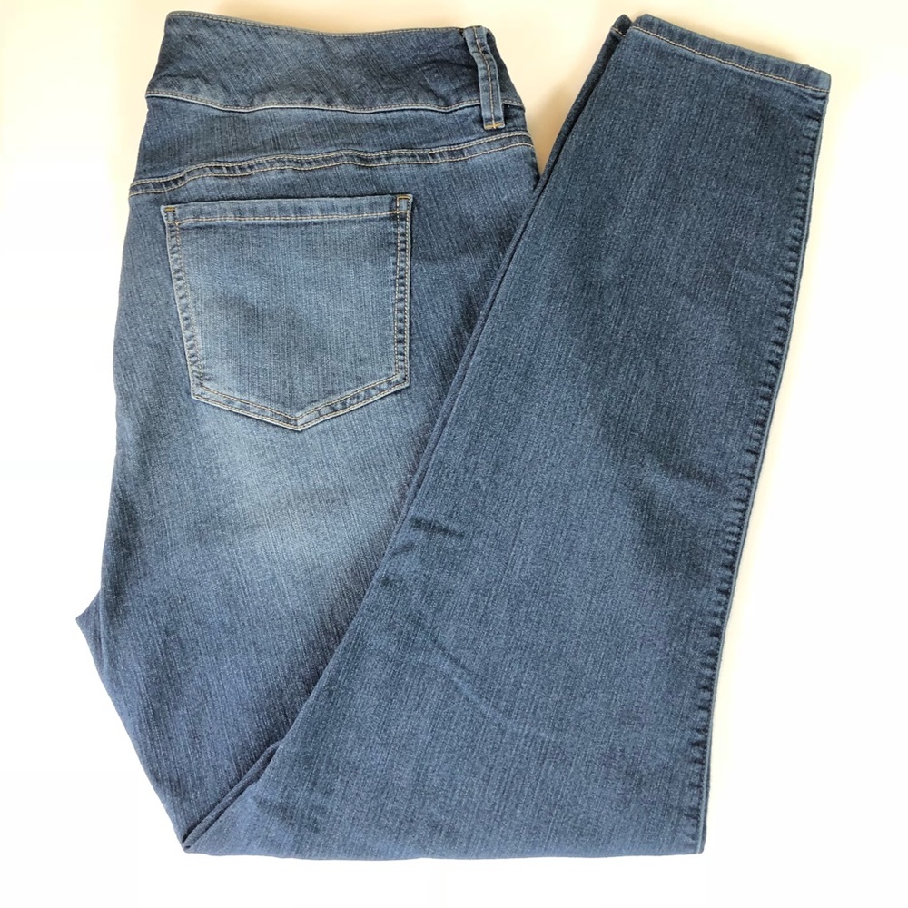 Torrid Jeans size 18 tall